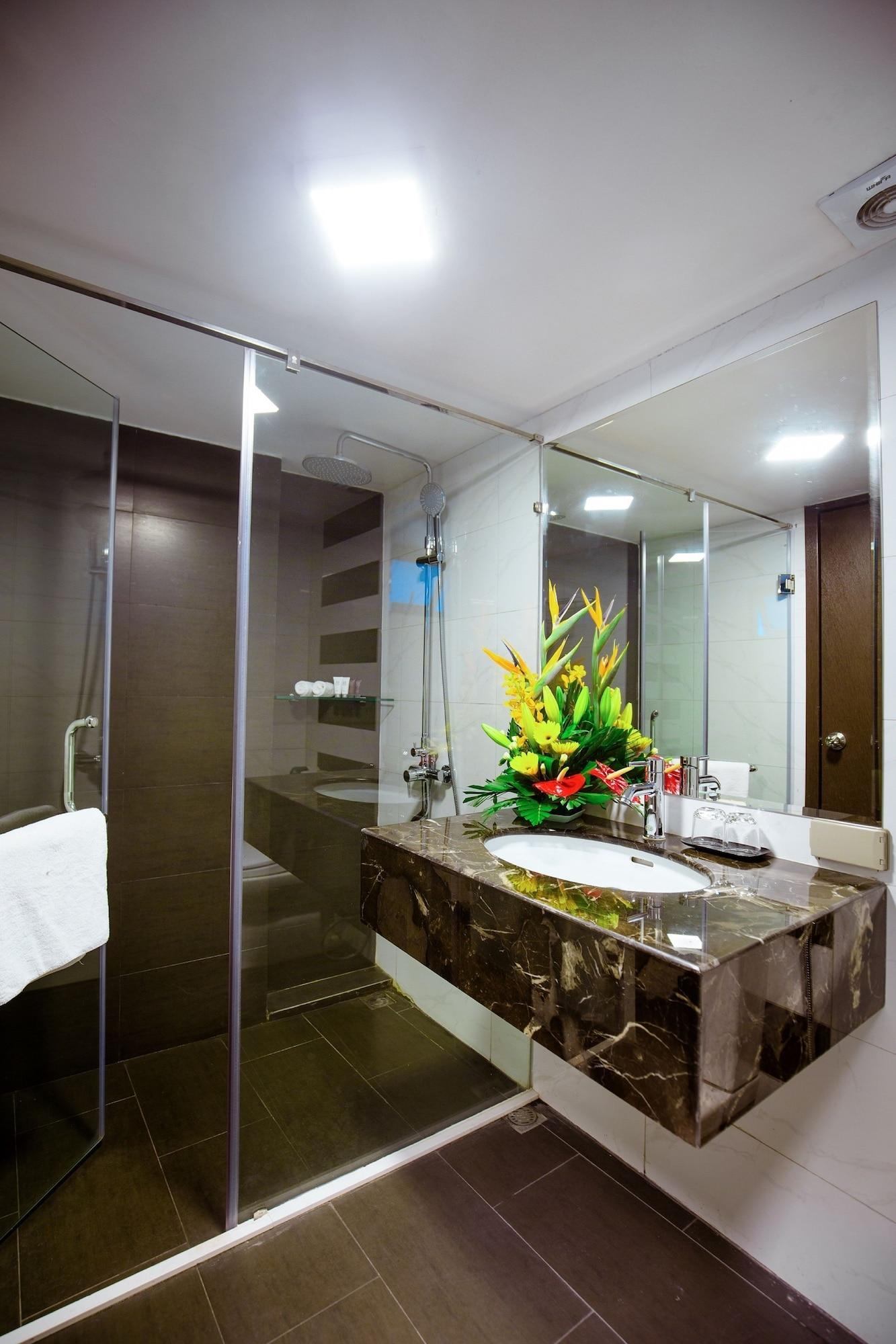 My Linh Hotel Hanoi Bagian luar foto