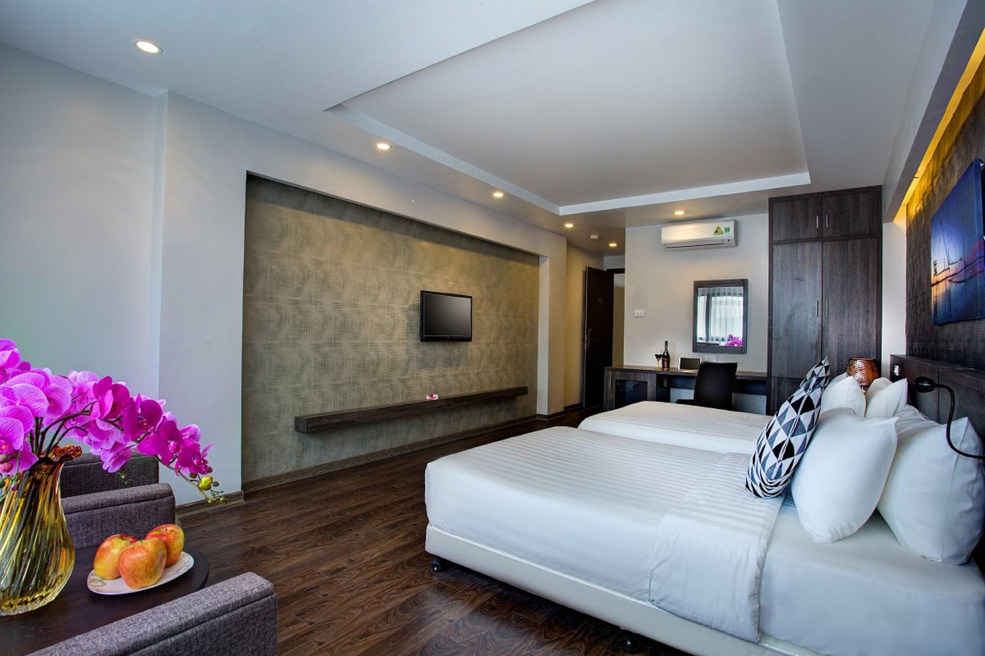 My Linh Hotel Hanoi Bagian luar foto