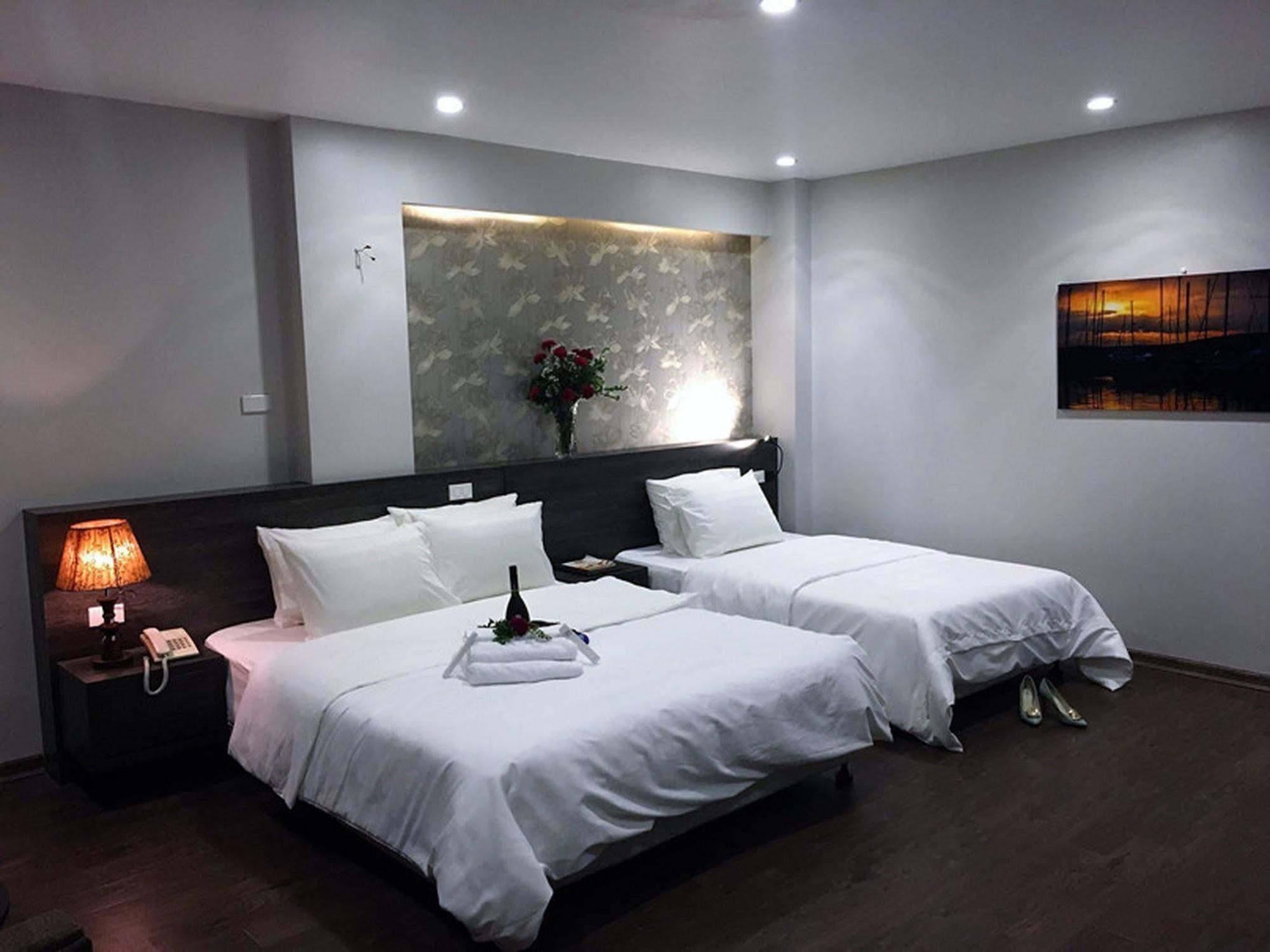 My Linh Hotel Hanoi Bagian luar foto